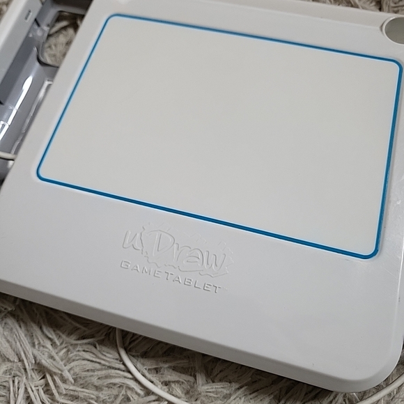 uDraw Game Tablet Accessory Piece for Wii Game Console Family Fun Activities - Picture 3 of 8
